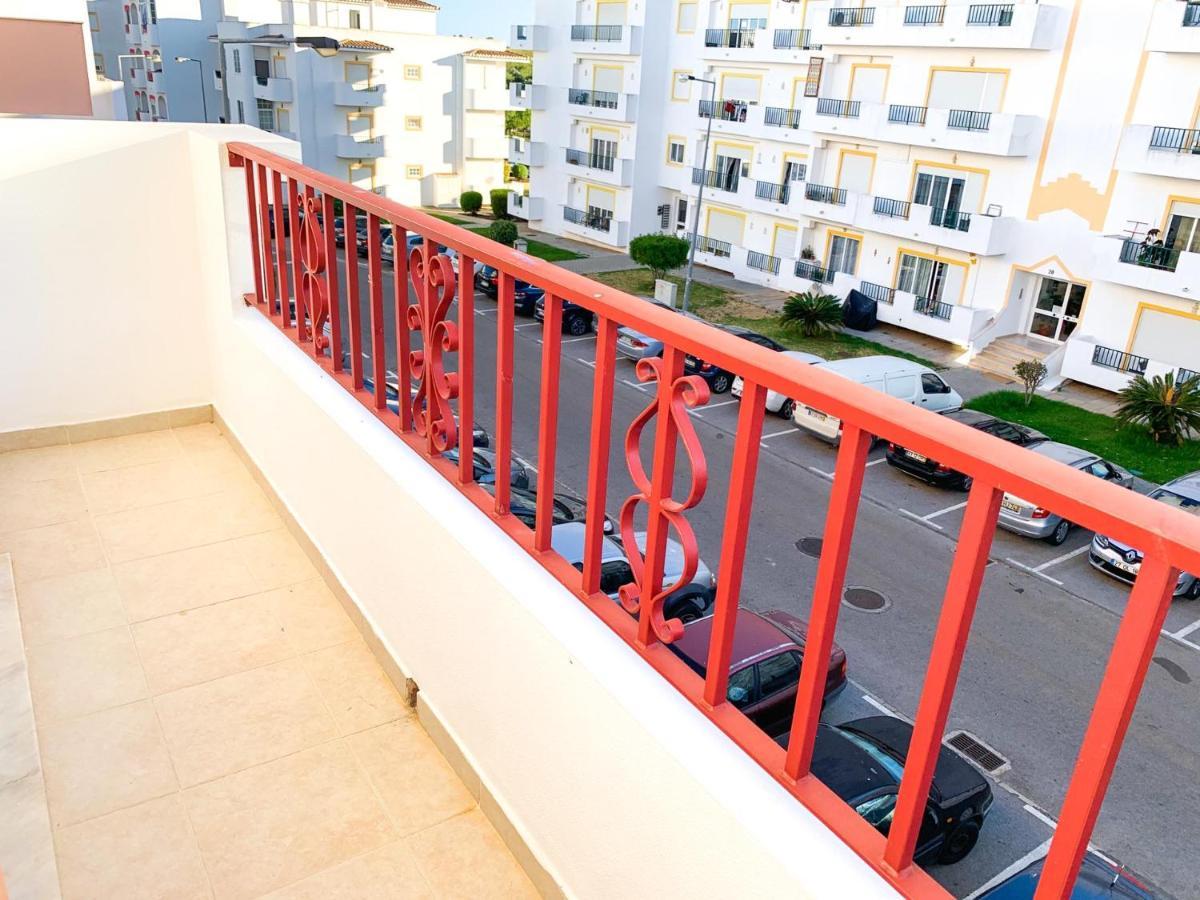 Апартаменты Apartamento T2 Carvoeiro-Lagoa Precos Acessiveis Экстерьер фото
